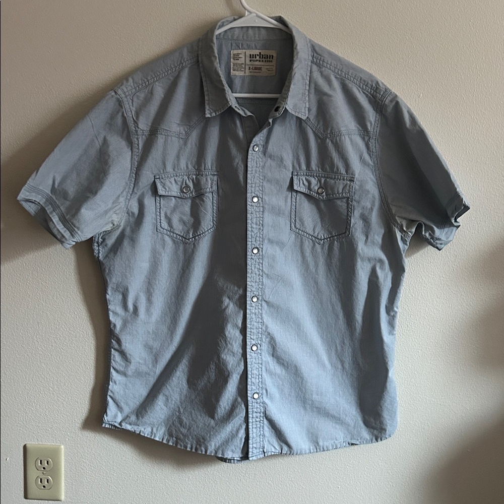 Urban Pipeline Light Blue Button-Up Short Sleeve Snap Pearl Flap Pkts Shirt..XL